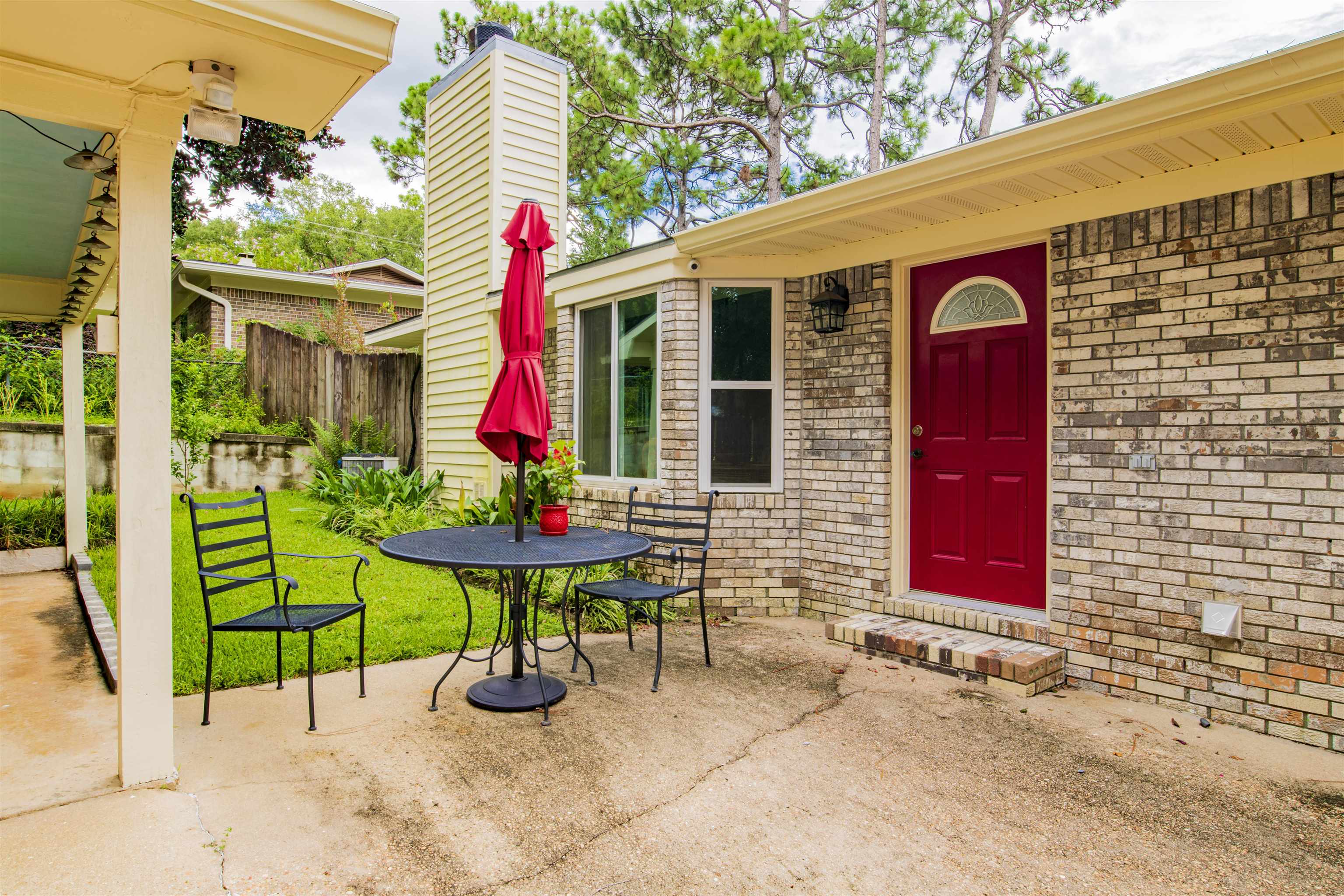 415 Frederick Avenue Fairhope, AL 36532 - Photo 3 of 30