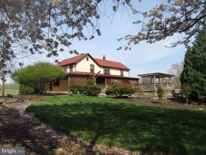 8035 Riverside Farm Road Marshall, VA 20115 - Photo 1 of 24 Exterior (Main)