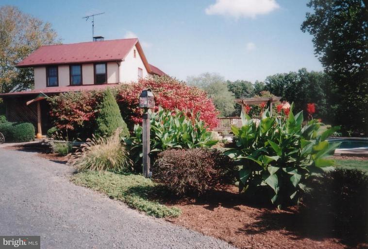 8035 Riverside Farm Road Marshall, VA 20115 - Photo 10 of 24 Exterior #2