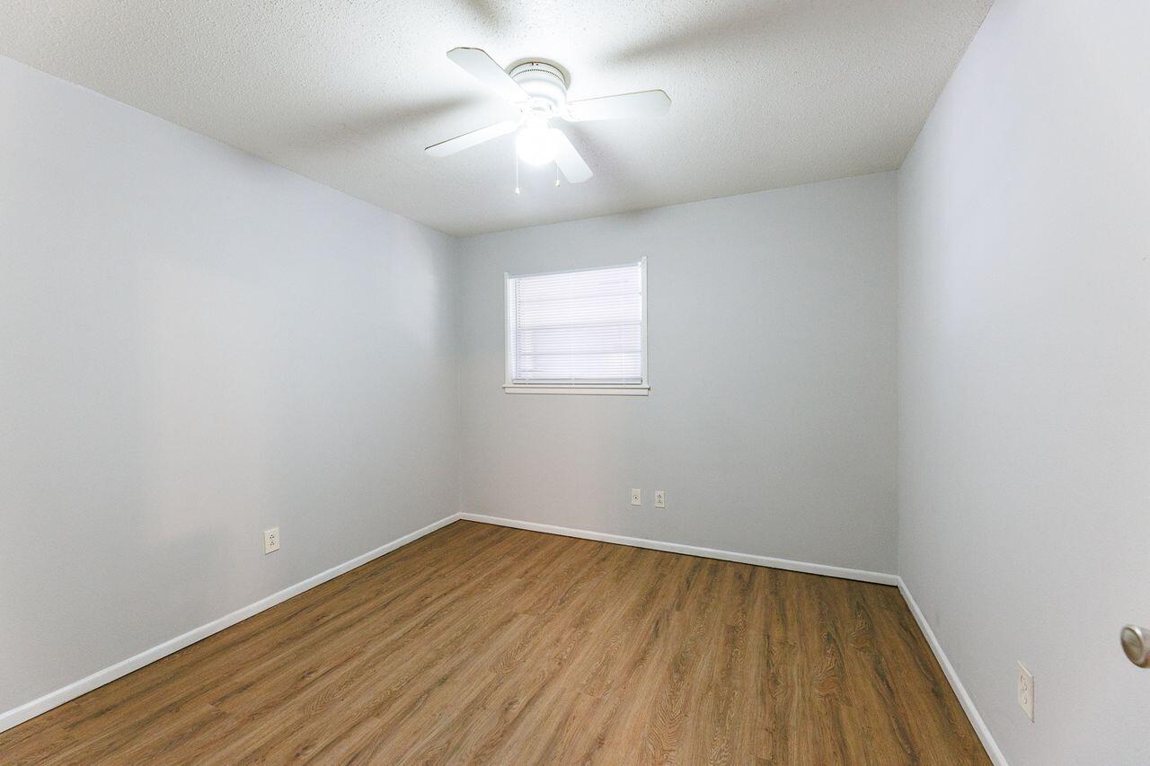 3201 35th Street, Unit 10 Lubbock, TX 79413 - Photo 16 of 19 Apt 10-13