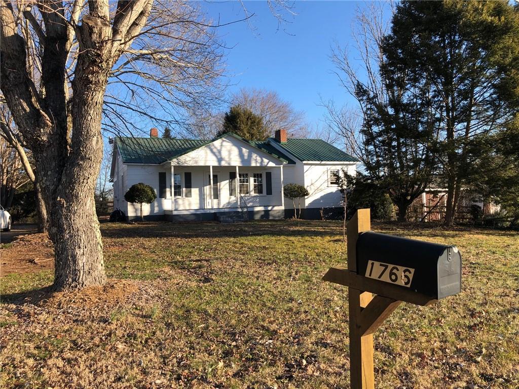 1766 Falls Road Valdese, NC 28690 - Photo 2 of 12 Gallery Image 2