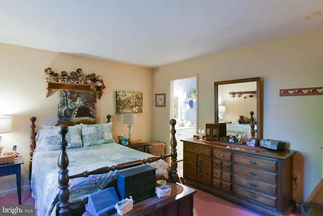 $239,900 | 18010 Par Three Drive, Hagerstown, MD 21740