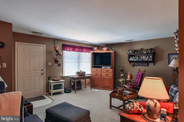 $239,900 | 18010 Par Three Drive, Hagerstown, MD 21740