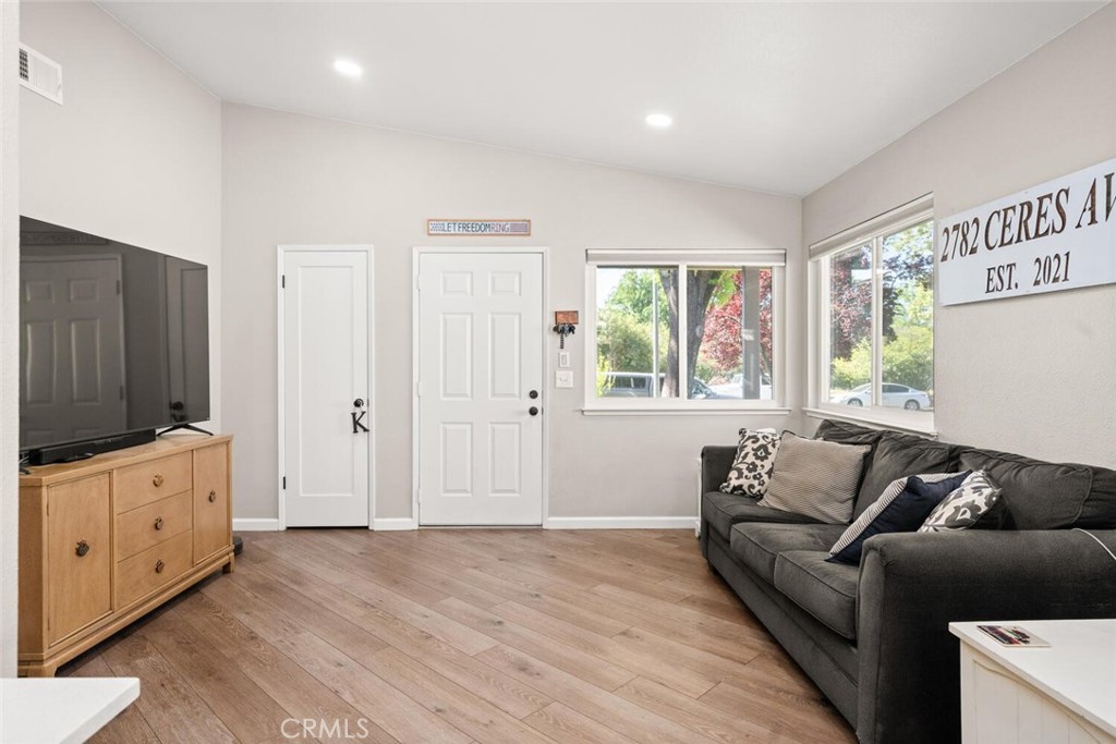 2782 Ceres Avenue Chico, CA 95973 - Photo 4 of 30