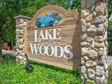 $229,900 | 500 Redondo Drive, Unit 109, Downers Grove, IL 60516