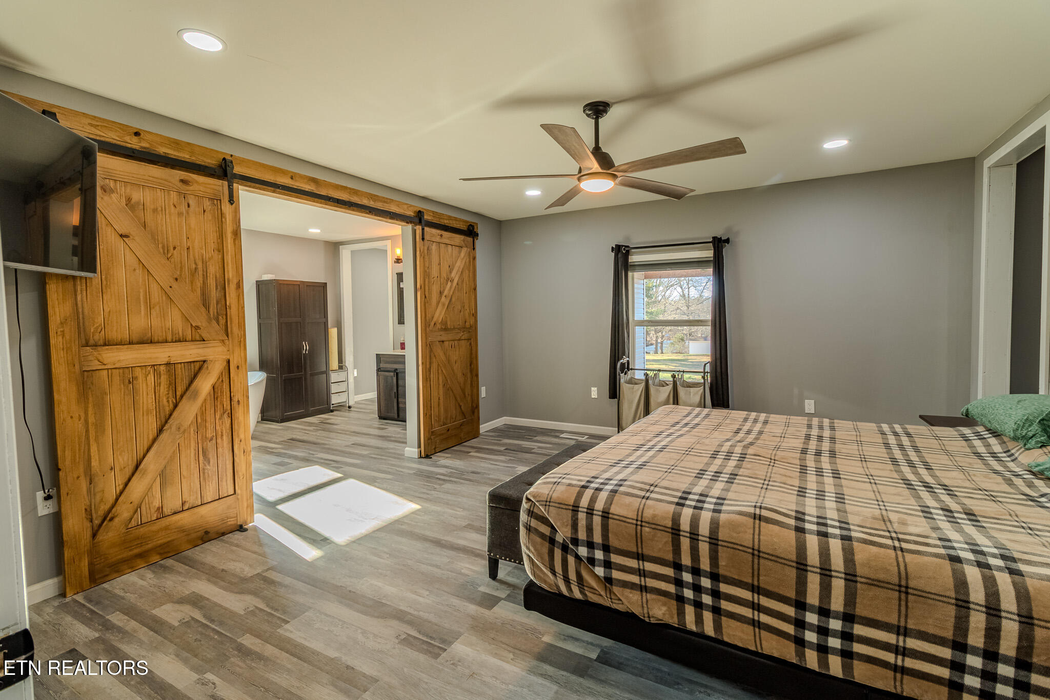 174 Poplar Street Benton, TN 37307 - Photo 12 of 30 IMG_0059-HDR