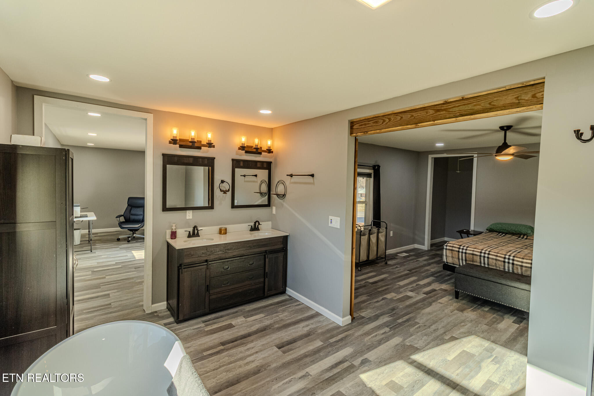 174 Poplar Street Benton, TN 37307 - Photo 16 of 30 IMG_0077-HDR