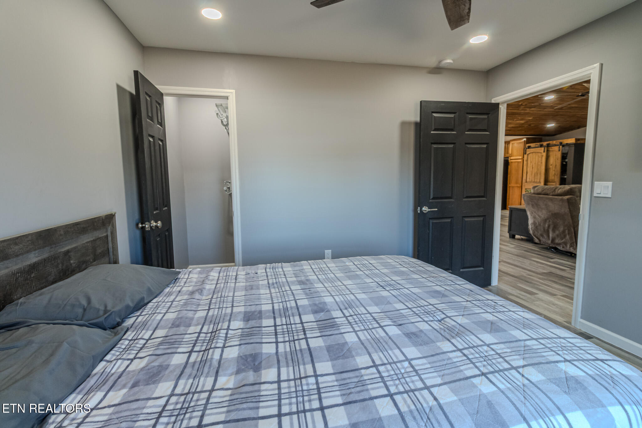 174 Poplar Street Benton, TN 37307 - Photo 21 of 30 IMG_0020-HDR