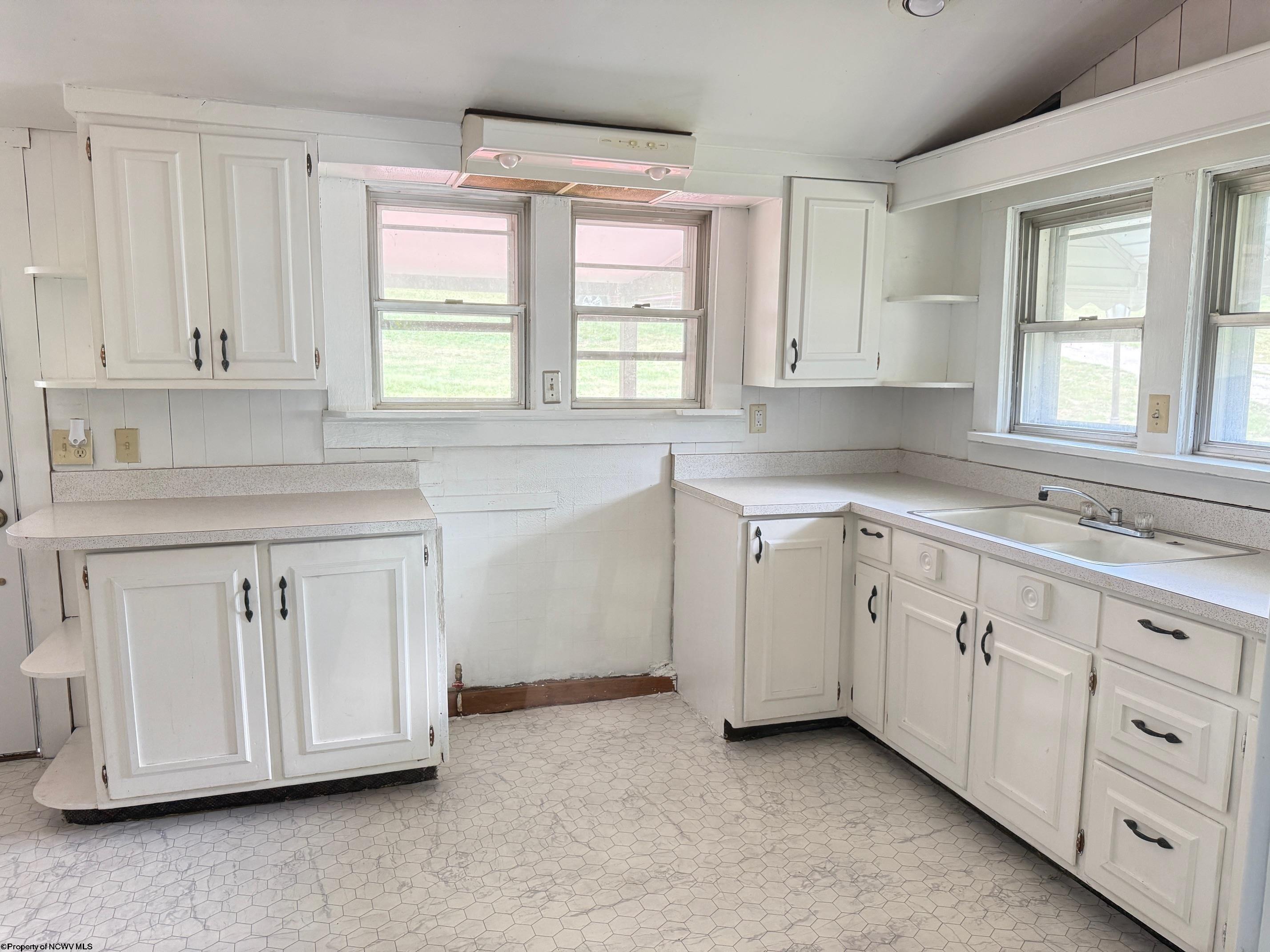 1352 Limestone Run Road Clarksburg, WV 26301 - Photo 11 of 36 Gallery Image 11