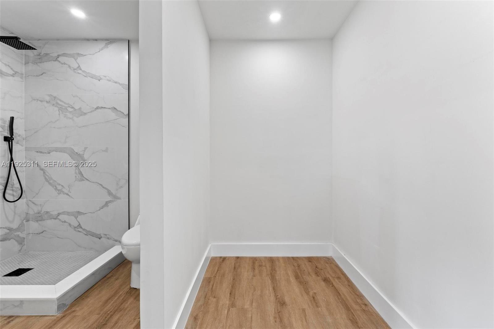 3860 Northwest 6th Court Lauderhill, FL 33311 - Photo 13 of 36