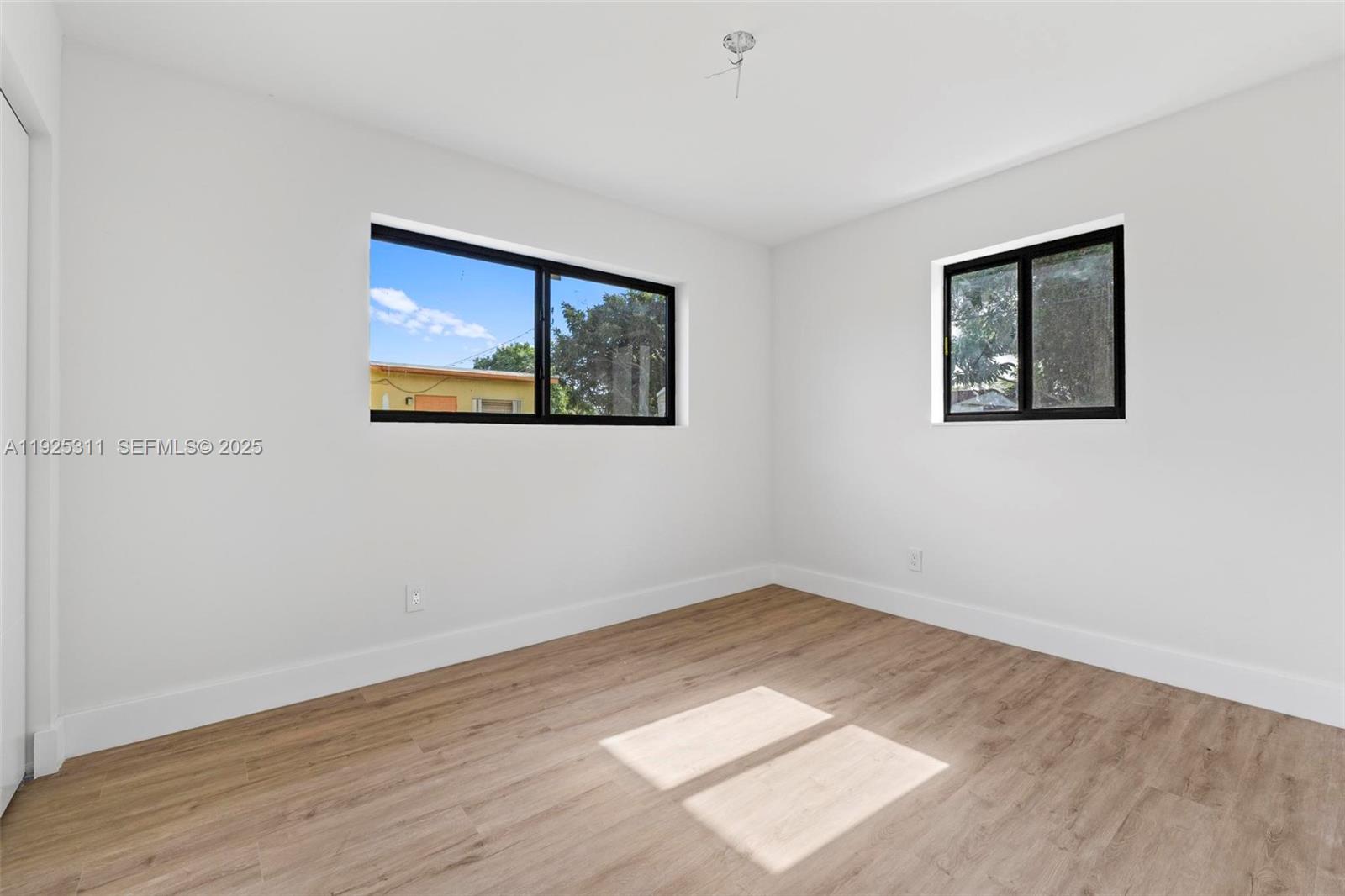 3860 Northwest 6th Court Lauderhill, FL 33311 - Photo 23 of 36