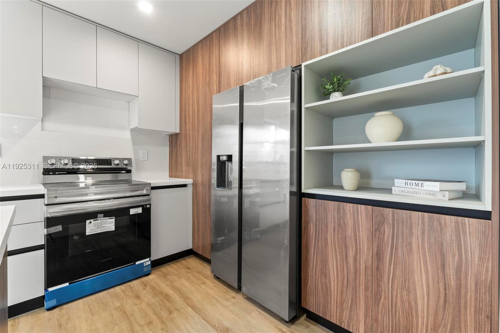 3860 Northwest 6th Court Lauderhill, FL 33311 - Photo 5 of 36