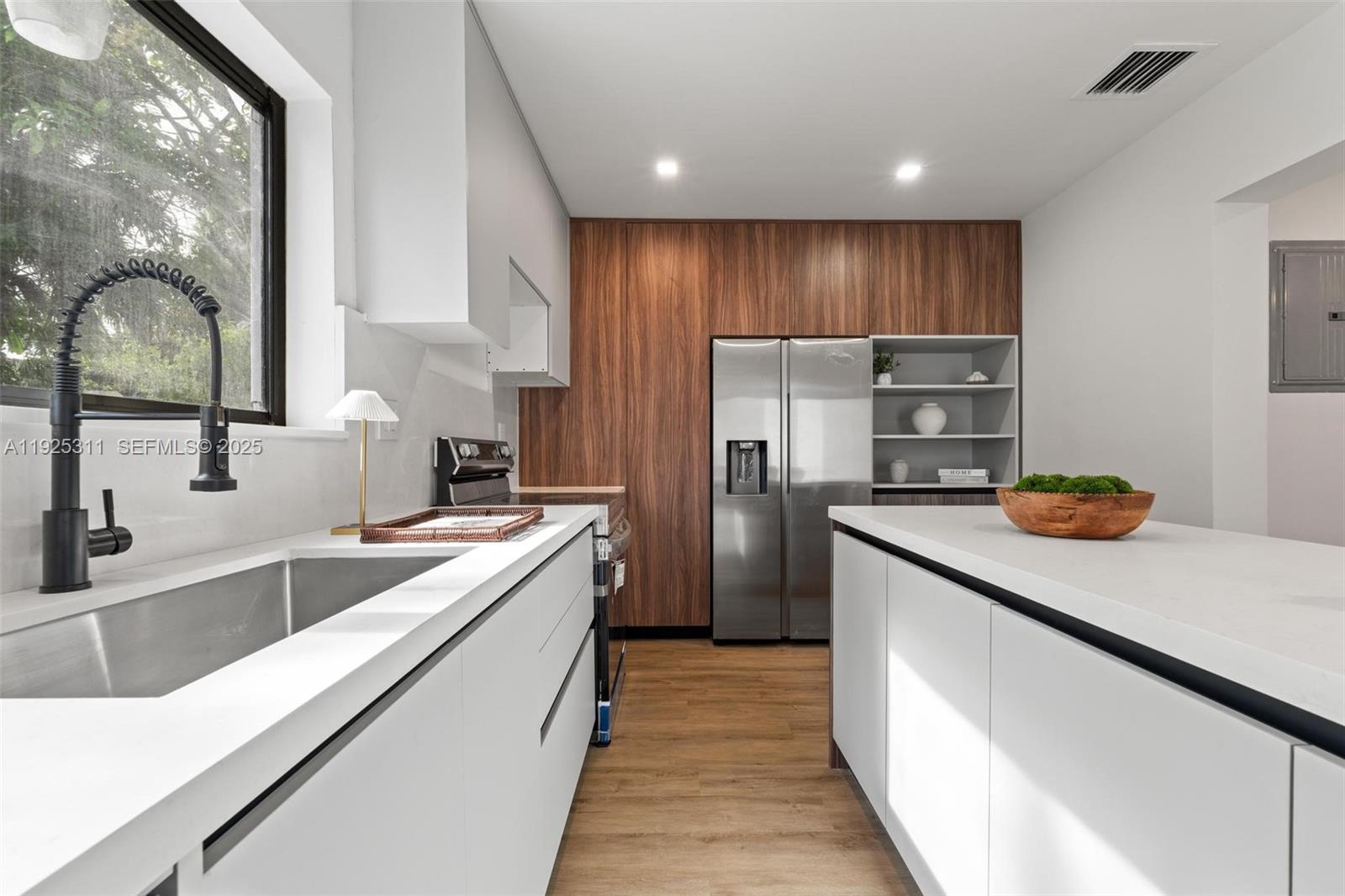 3860 Northwest 6th Court Lauderhill, FL 33311 - Photo 6 of 36