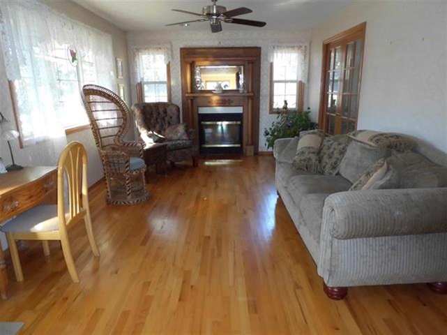 27112 North Dunn Road Chattaroy, WA 99003 - Photo 3 of 19 Gallery Image 3