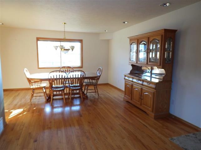27112 North Dunn Road Chattaroy, WA 99003 - Photo 6 of 19 Gallery Image 6
