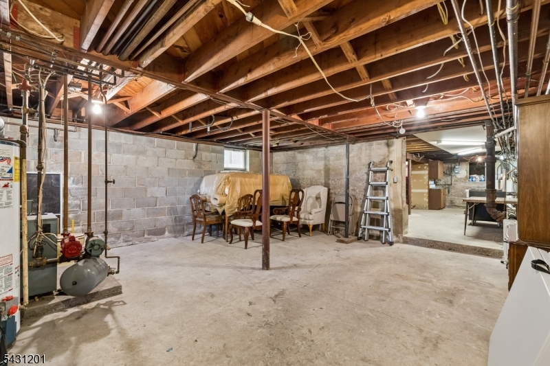 186 West Northfield Road Livingston, NJ 07039 - Photo 23 of 35