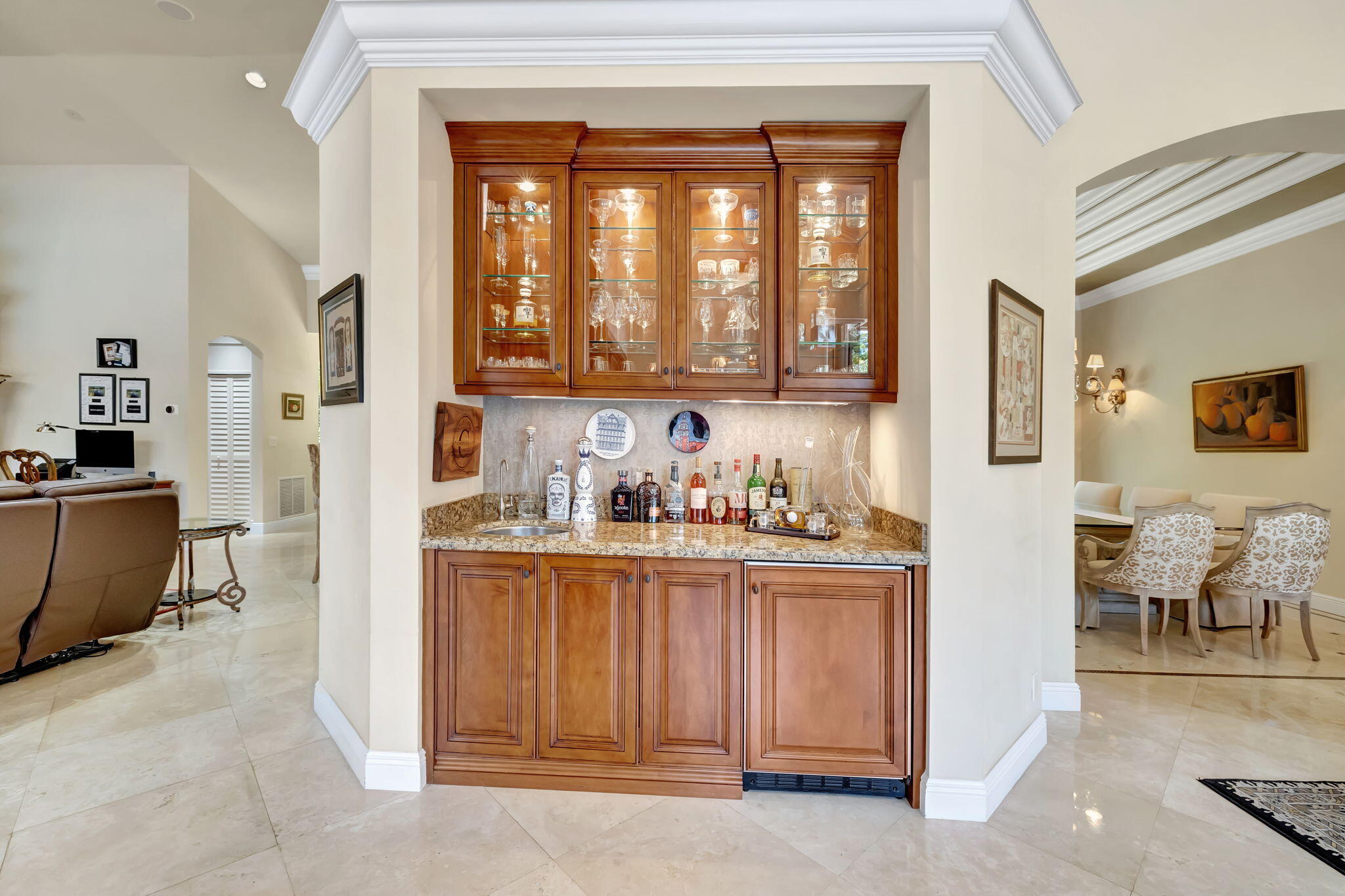 21670 Frontenac Court Boca Raton, FL 33433 - Photo 8 of 49 Wet Bar