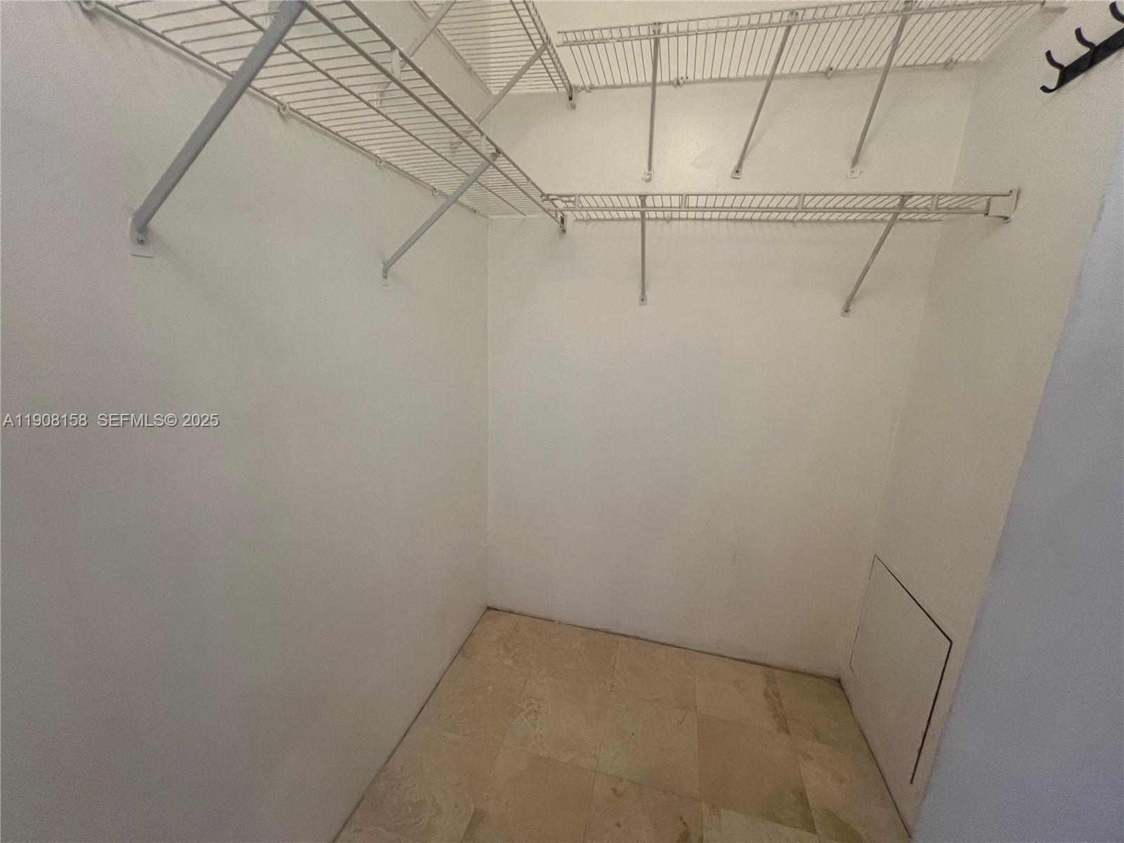 888 Brickell Key Drive, Unit 806 Miami, FL 33131 - Photo 14 of 20 a view of a room