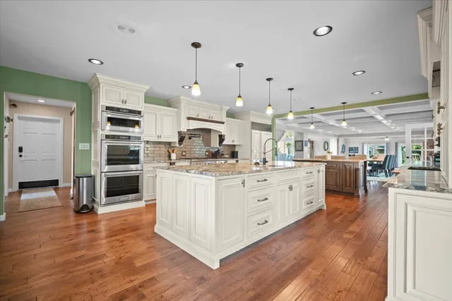 $549,900 | 1810 Cardinal Court, Pontiac, IL 61764