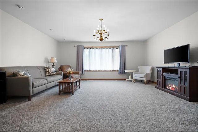 $549,900 | 1810 Cardinal Court, Pontiac, IL 61764