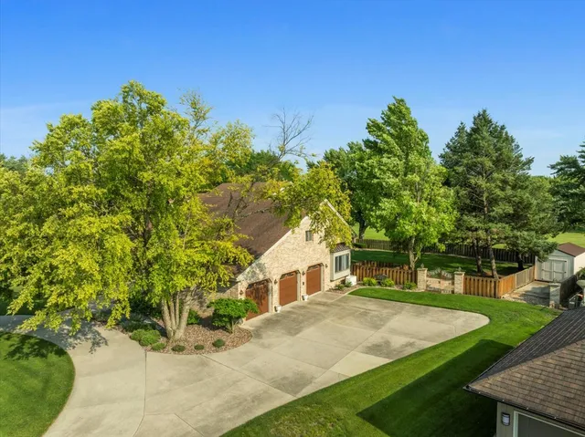 $549,900 | 1810 Cardinal Court, Pontiac, IL 61764