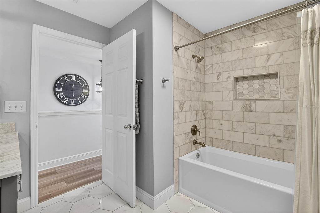 9402 Oak Street Riverview, FL 33578 - Photo 46 of 77