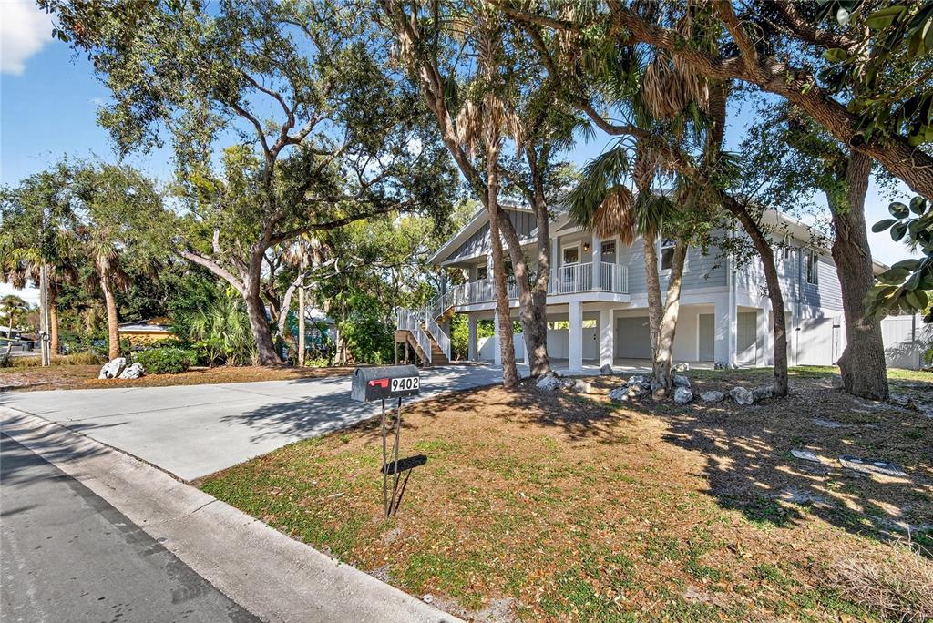 9402 Oak Street Riverview, FL 33578 - Photo 6 of 77