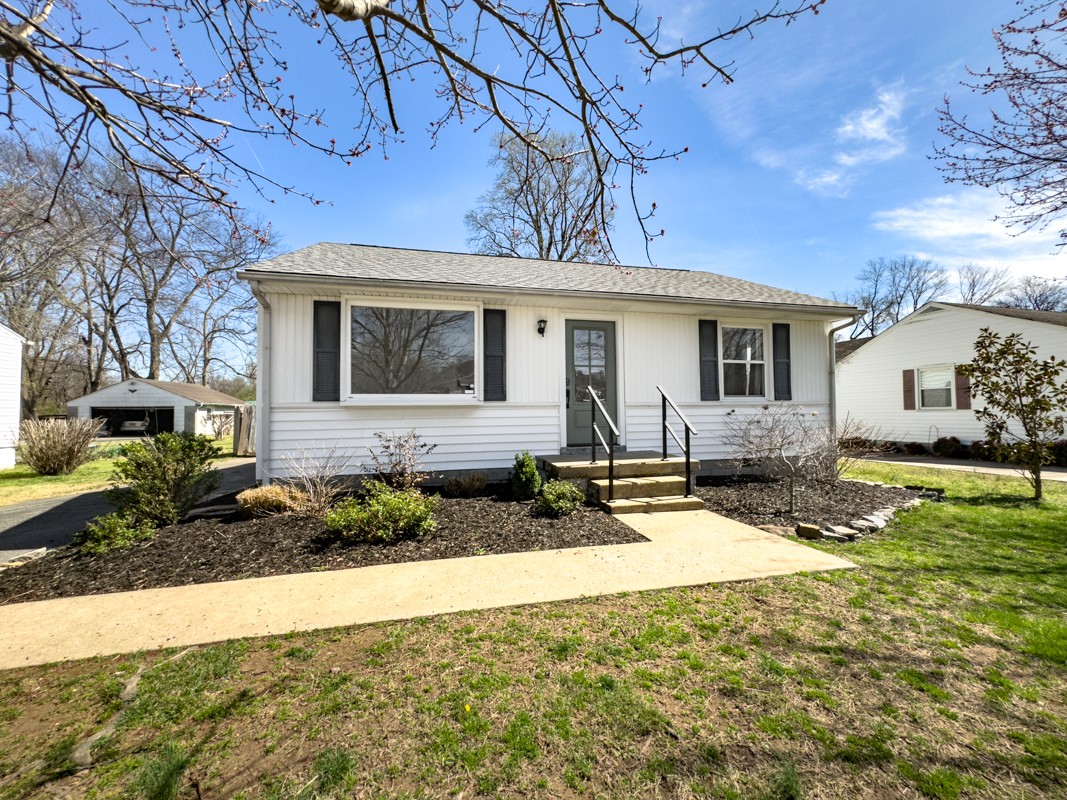 1413 Sunset Drive Franklin, TN 37064 - Photo 4 of 42