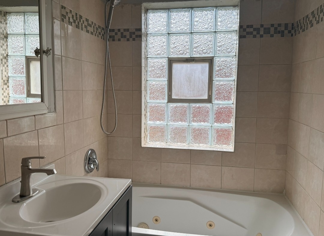 618 East 12th Street Lockport, IL 60441 - Photo 12 of 20