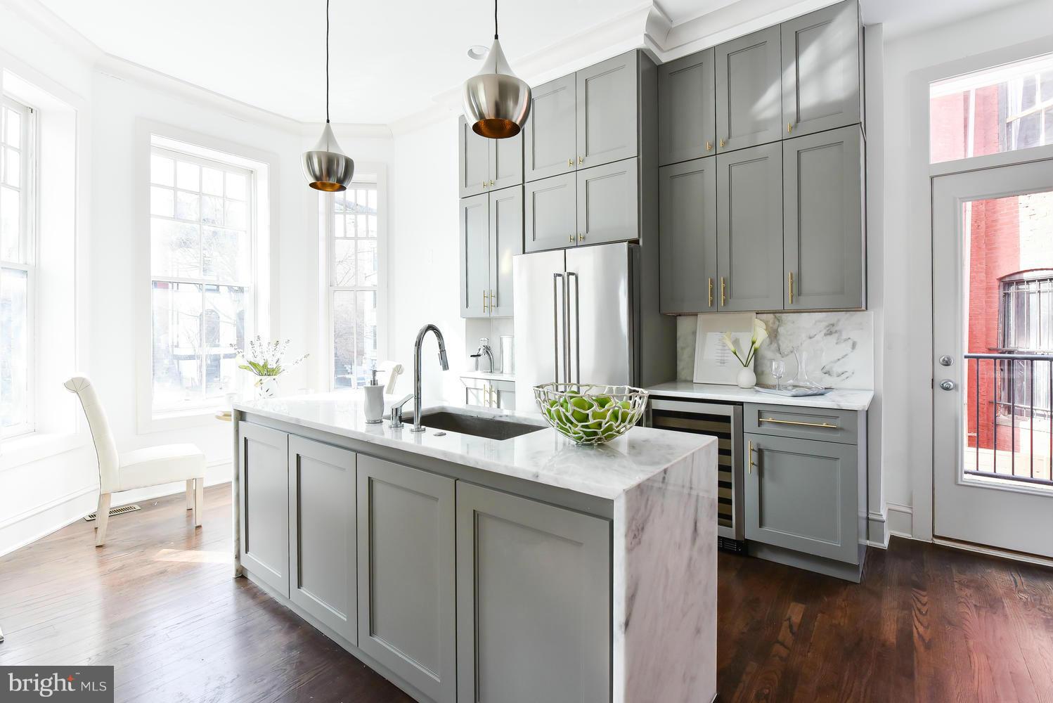1601 15th Street Northwest Washington, DC 20009 - Photo 11 of 24 Kitchen