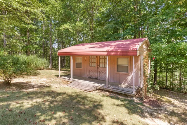 $1,150,000 | 7422 Indian Creek Road, McEwen, TN 37101