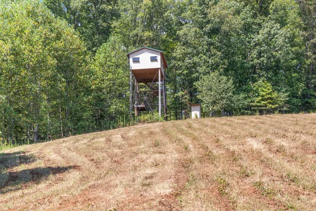$1,150,000 | 7422 Indian Creek Road, McEwen, TN 37101