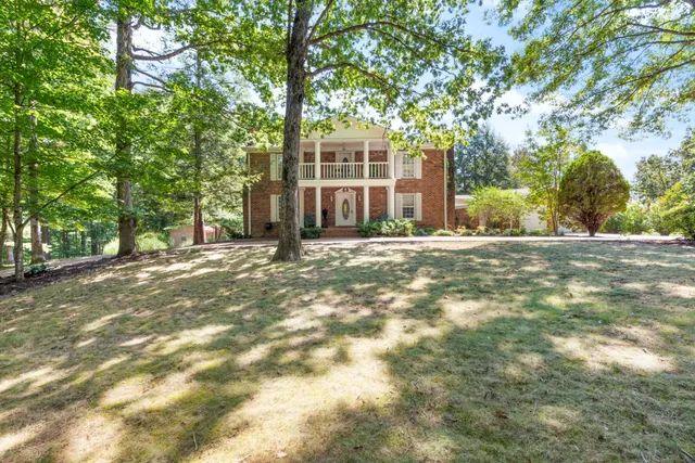 $1,150,000 | 7422 Indian Creek Road, McEwen, TN 37101