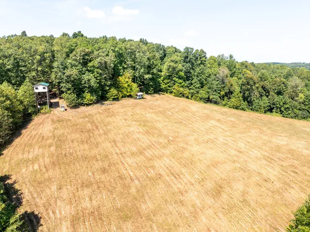 $1,150,000 | 7422 Indian Creek Road, McEwen, TN 37101