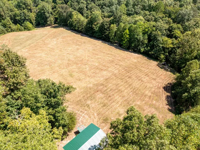 $1,150,000 | 7422 Indian Creek Road, McEwen, TN 37101