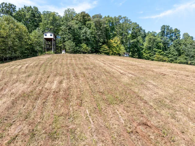 $1,150,000 | 7422 Indian Creek Road, McEwen, TN 37101