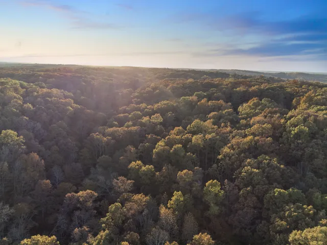 $1,150,000 | 7422 Indian Creek Road, McEwen, TN 37101