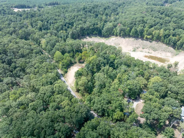 $1,150,000 | 7422 Indian Creek Road, McEwen, TN 37101