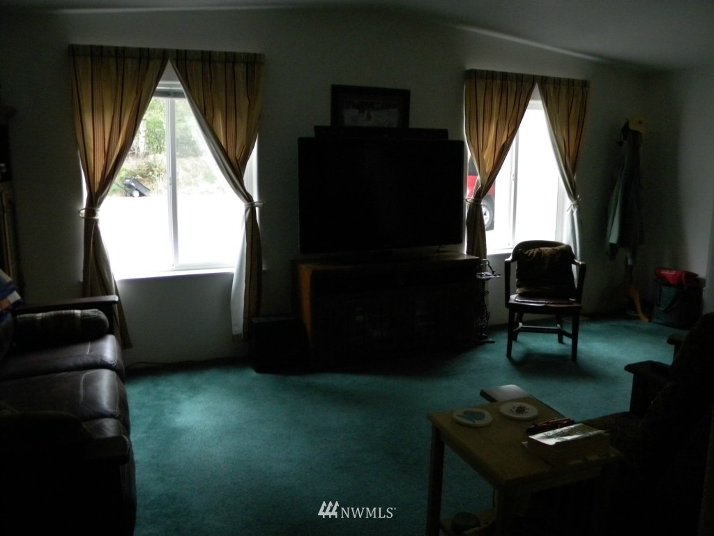 14312 A P Tubbs Road East Buckley, WA 98321 - Photo 17 of 23 Gallery Image 17