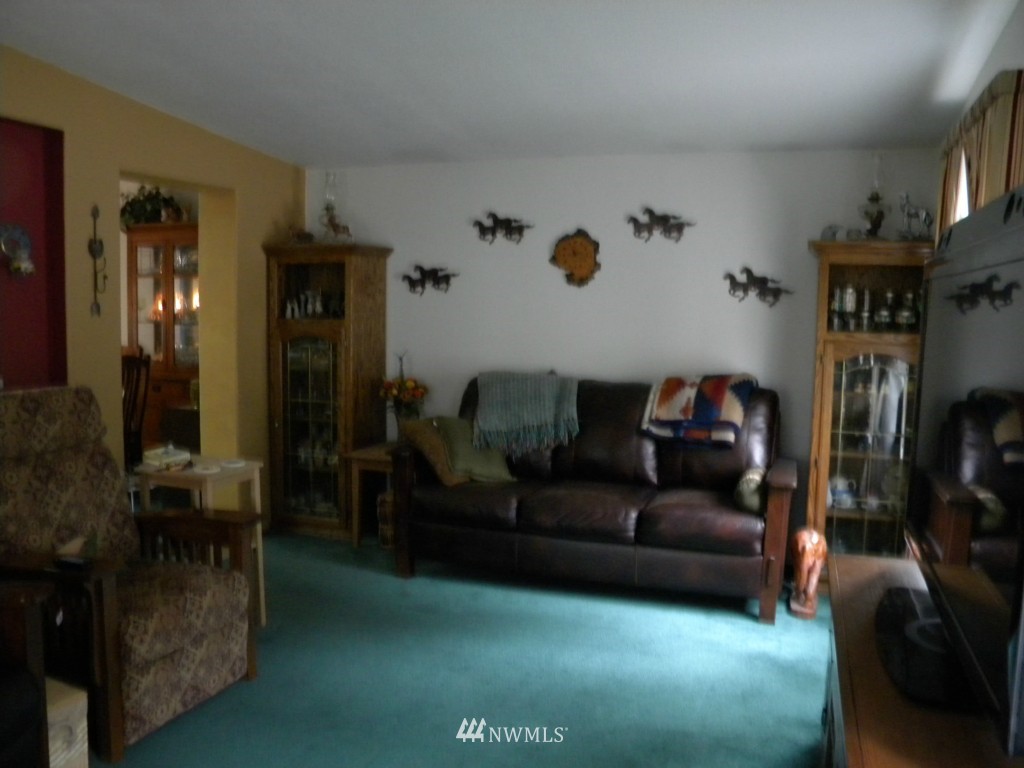 14312 A P Tubbs Road East Buckley, WA 98321 - Photo 18 of 23 Gallery Image 18