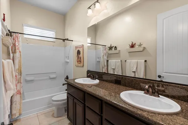 $650,000 | 2885 Blackwood Avenue, Clovis, CA 93619