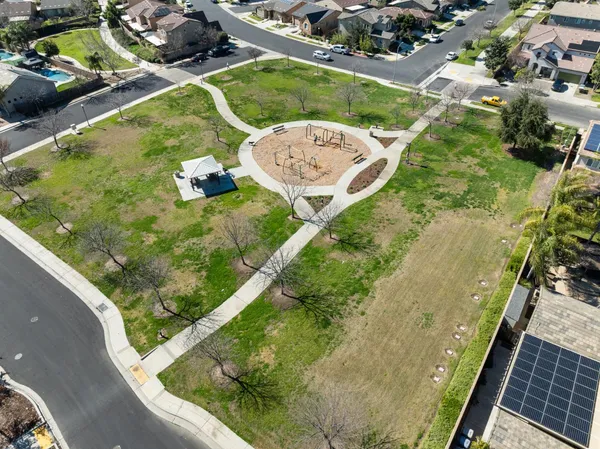 $650,000 | 2885 Blackwood Avenue, Clovis, CA 93619