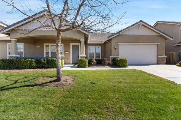 $650,000 | 2885 Blackwood Avenue, Clovis, CA 93619