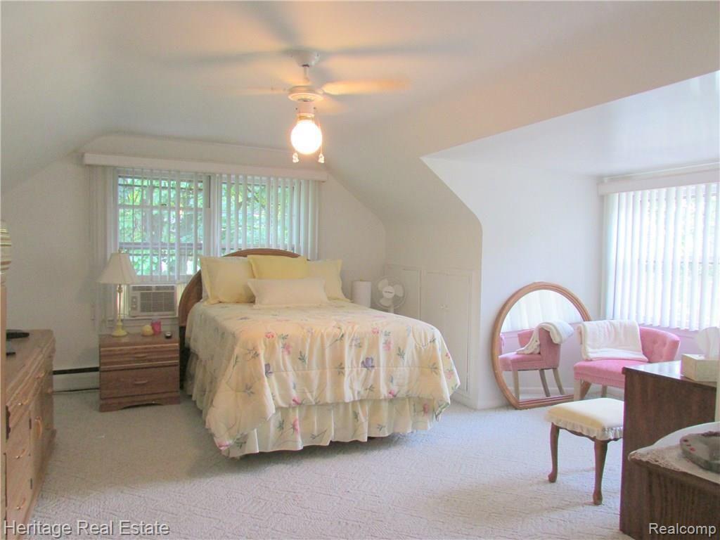 1180 South Boulevard Rochester, MI 48309 - Photo 13 of 28