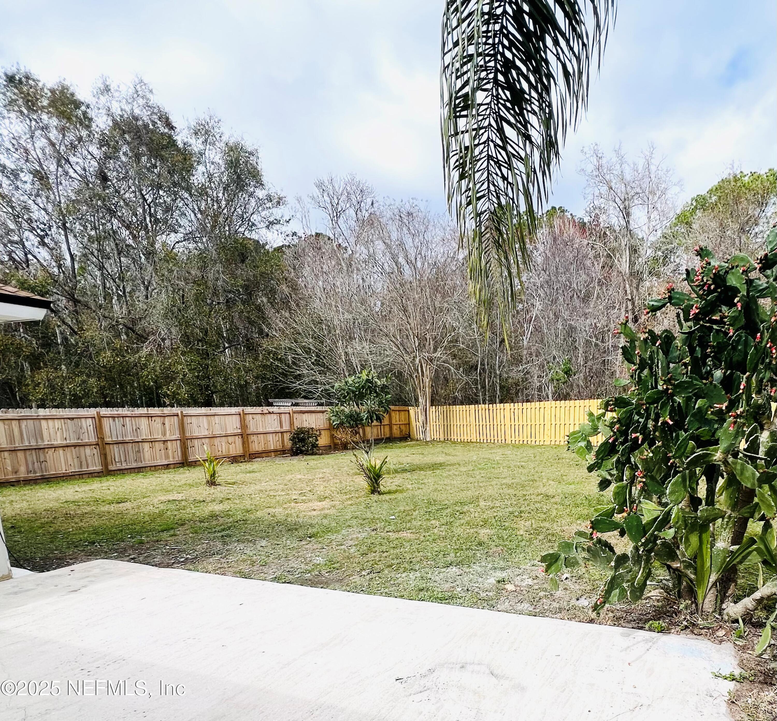 677 MacKenzie Circle St. Augustine, FL 32092 - Photo 92 of 92 a view of a park with large trees