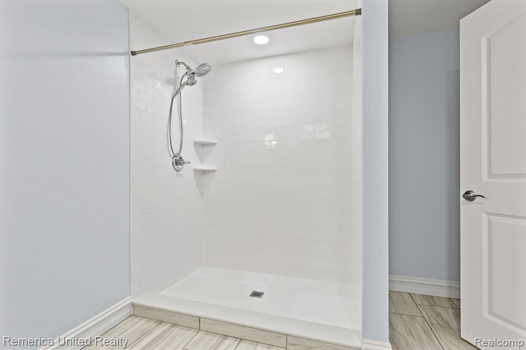 1450 West Maple Road Milford, MI 48381 - Photo 35 of 50