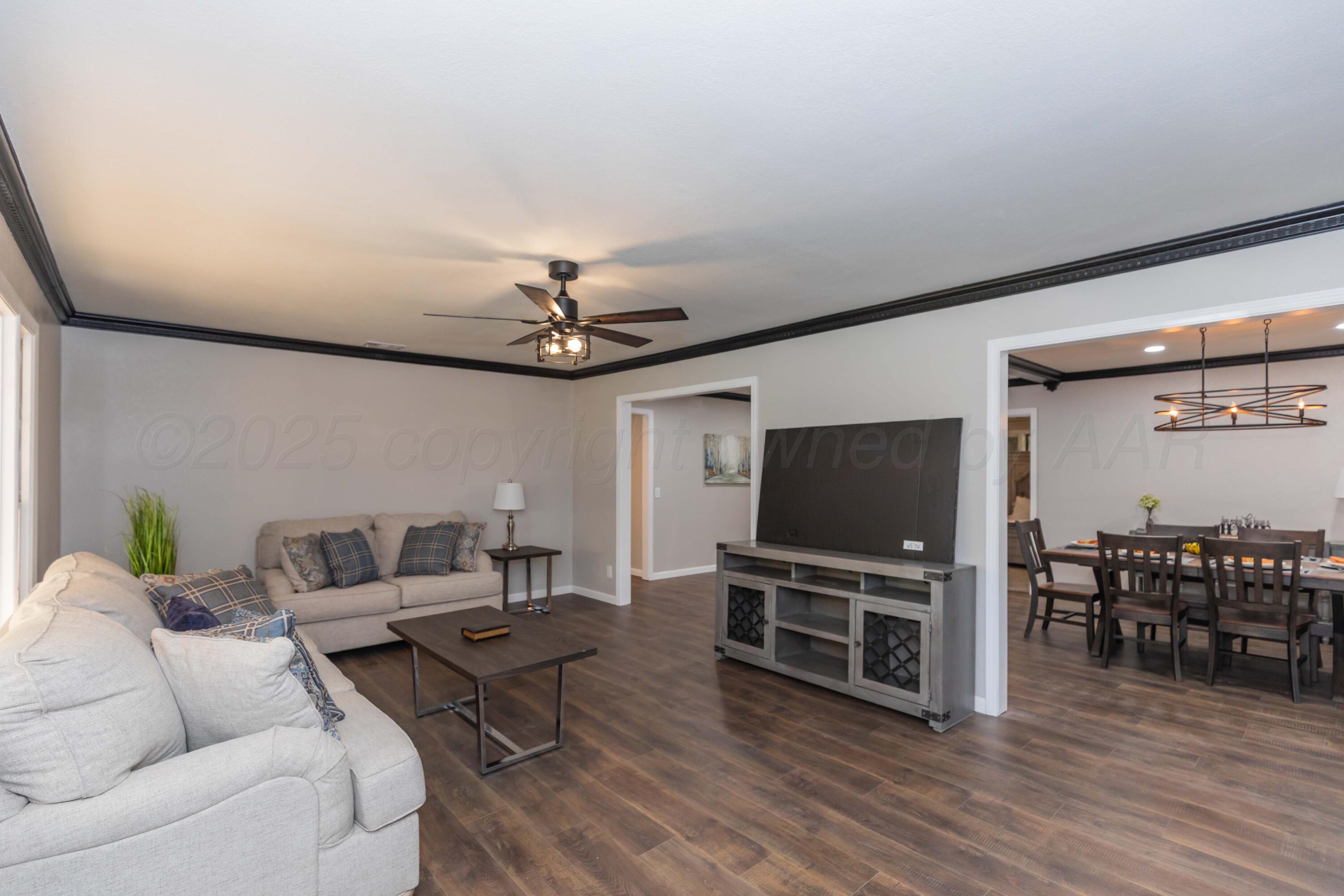 3504 South Rusk Street Amarillo, TX 79109 - Photo 5 of 54 LIVING ROOM VIEW 3