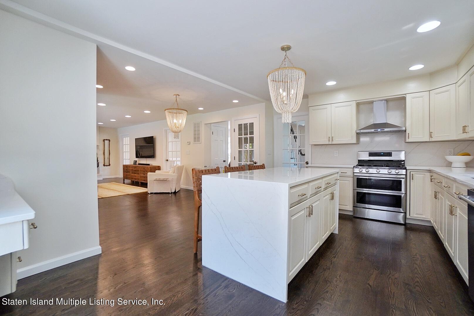 90 Medford Road Staten Island, NY 10304 - Photo 19 of 61 19