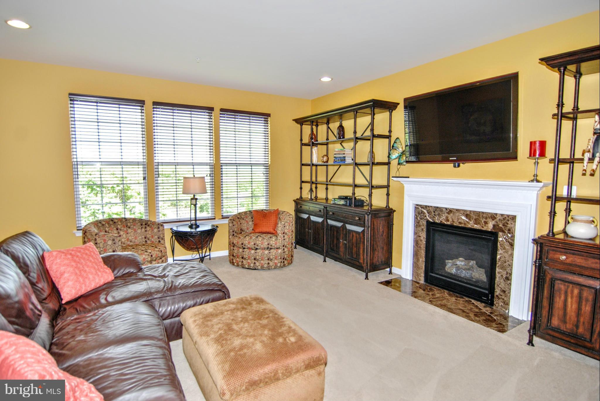 2409 Barrett Court Frederick, MD 21702 - Photo 13 of 30 Family Room