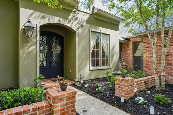 $709,000 | 1048 Whitetail Drive, Mandeville, LA 70448